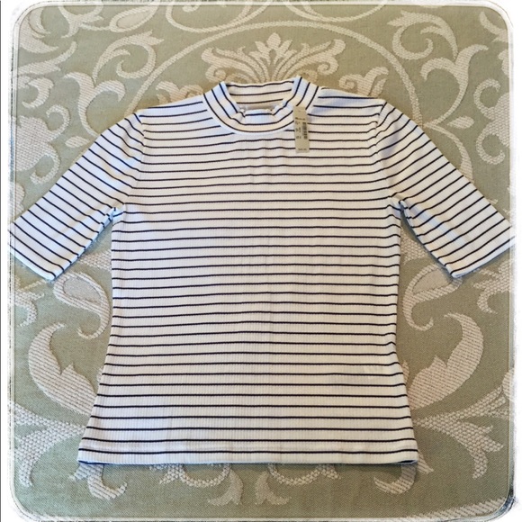 Madewell Tops - MADEWELL Mock Turtleneck.